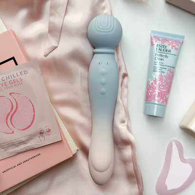 MYLO Air light blue silicone wand with rounded head and textured grip