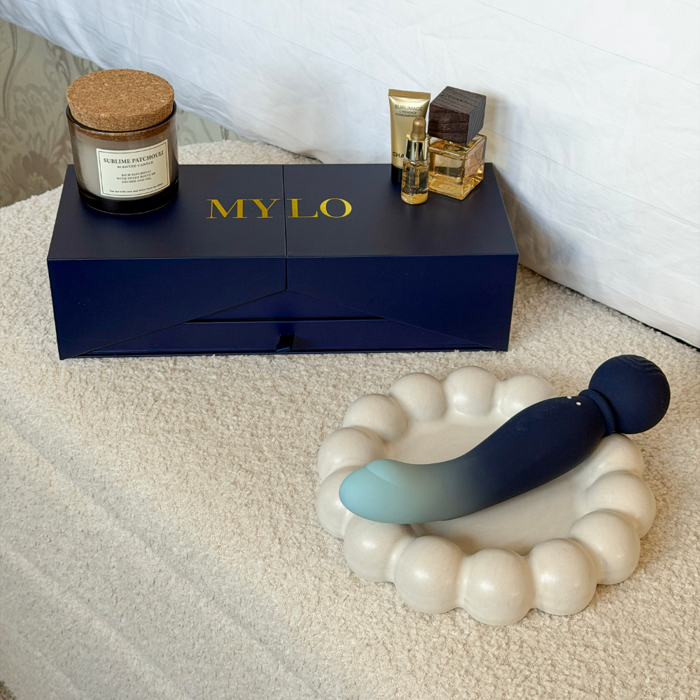 Sleek gradient blue MYLO Water vibrato on beaded ceramic dish